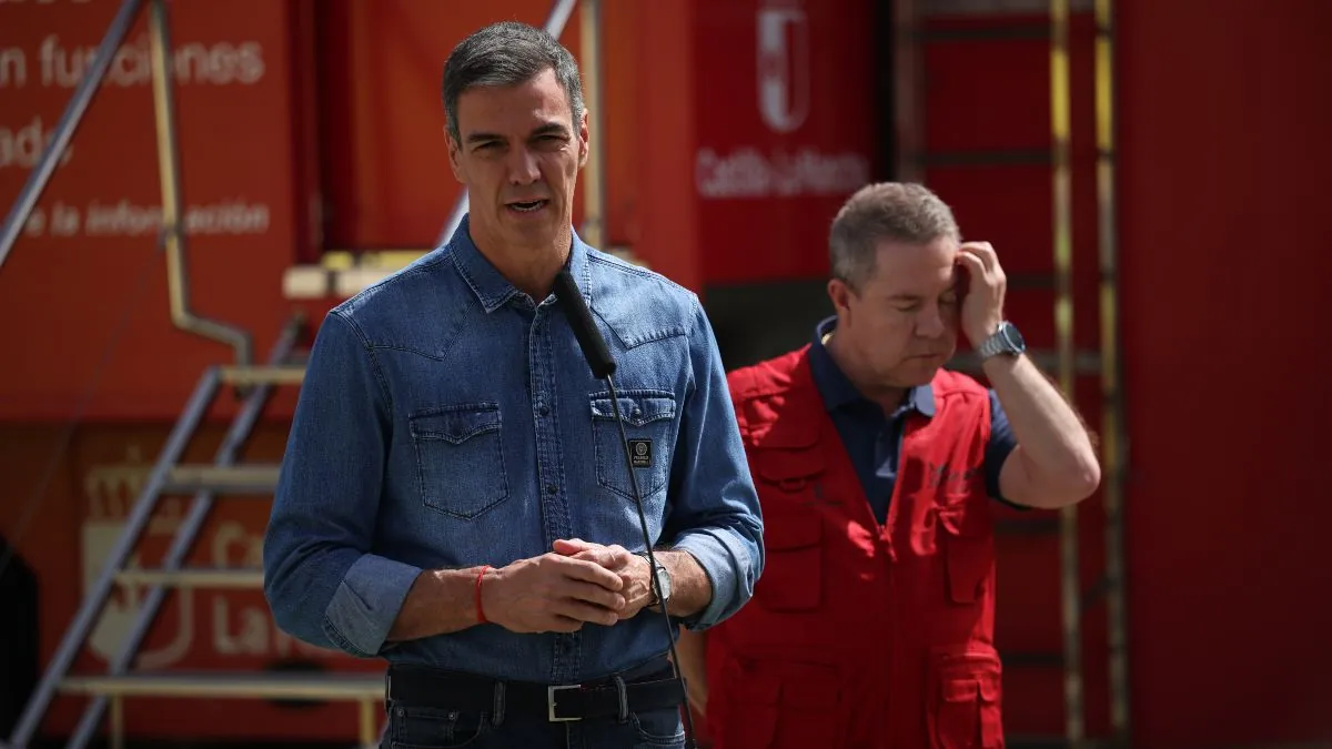 Sánchez pide un pacto de Estado por el clima mientras el fuego de Guadalajara supera las 32.000 hectáreas