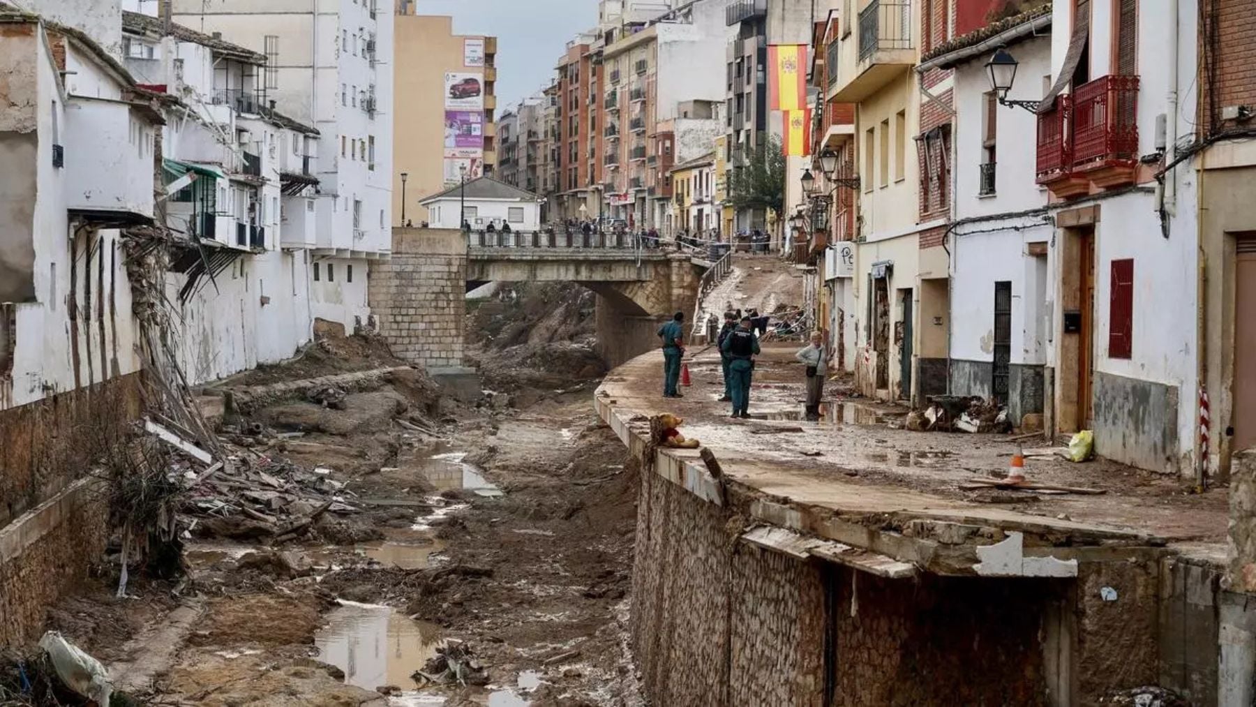 El informe de Emergencias desmonta a la jueza de la DANA: a las 21:30 no sabían nada del desbordamiento del Poyo