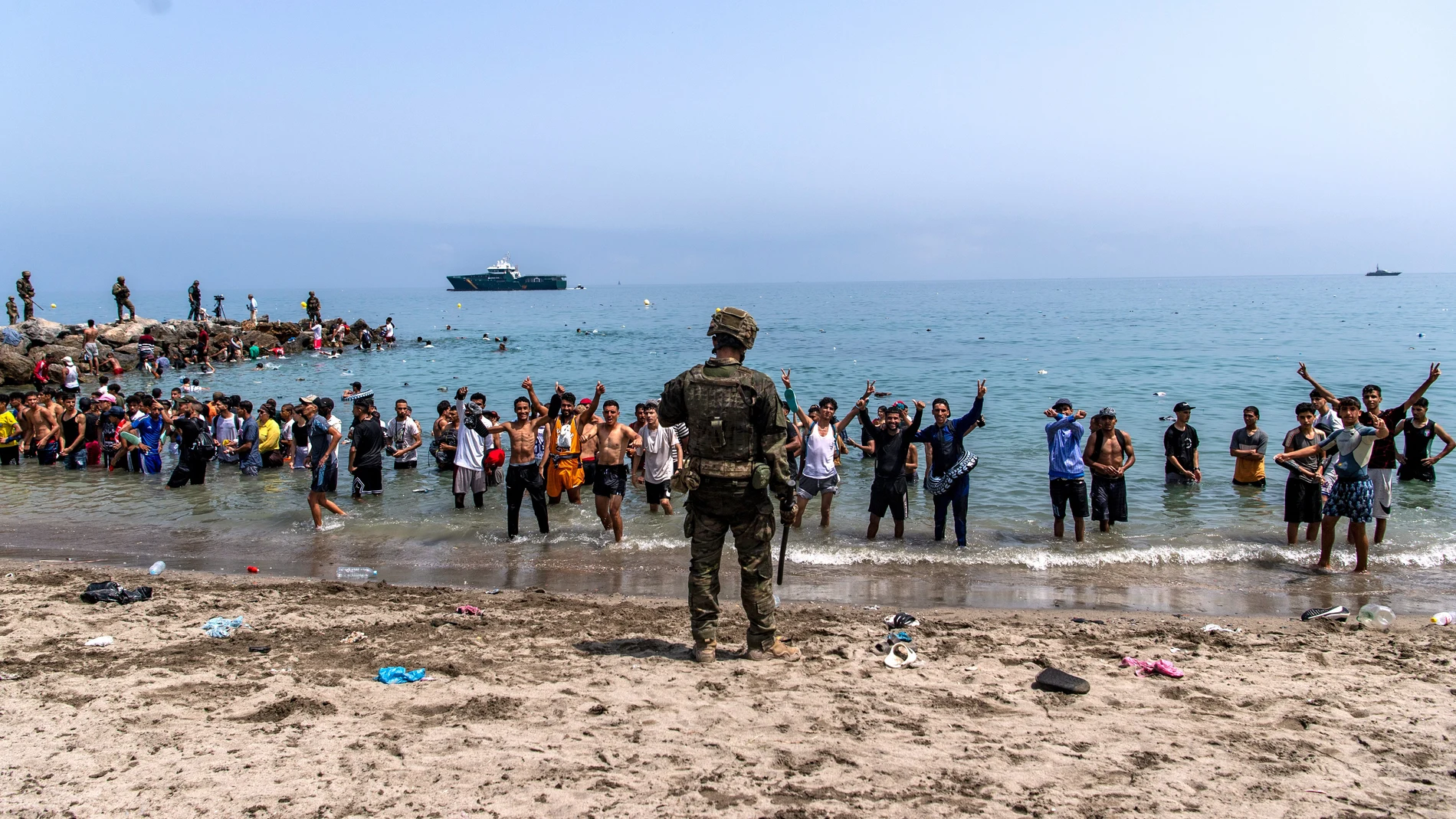Marruecos blinda la frontera de Ceuta ante el temor a un nuevo asalto masivo este sábado