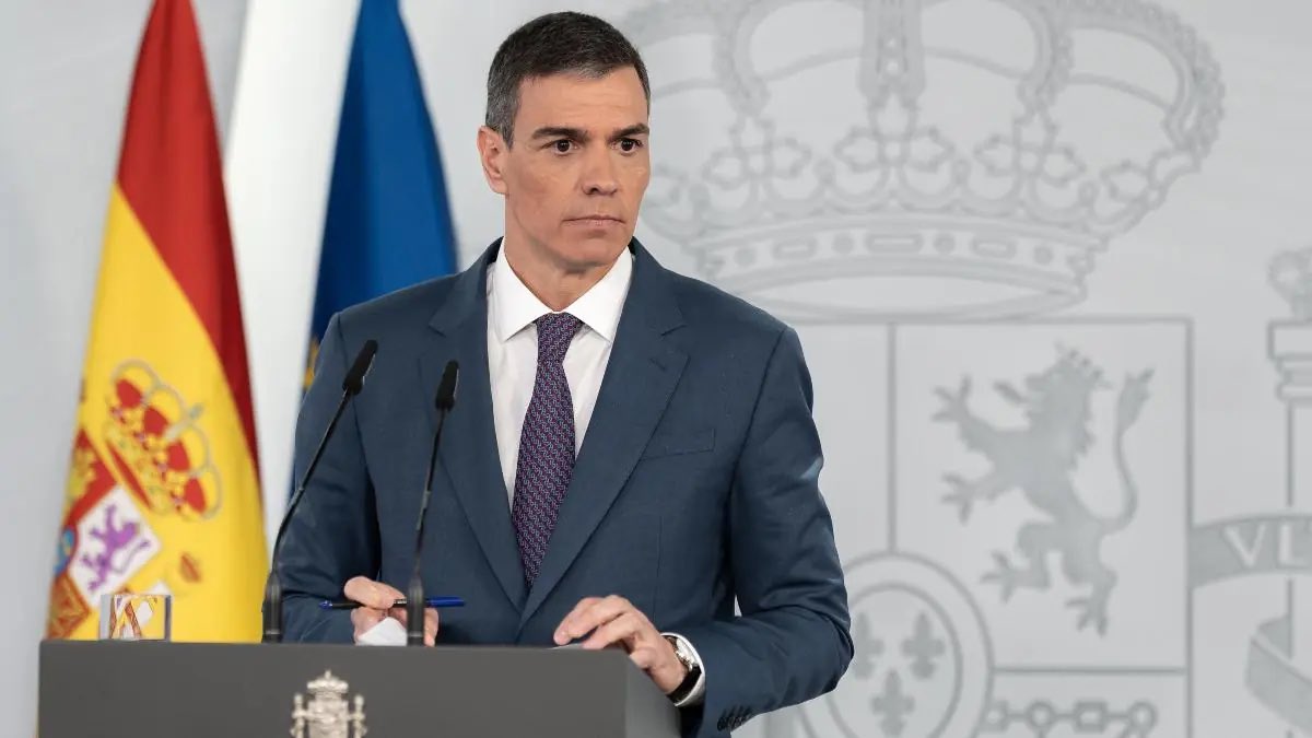 Sánchez activa un mando único para Ceuta el mismo día que Robles se sienta en el Congreso