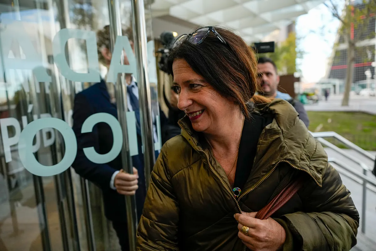 El clan de los Rocho reconoce que la cloaca del PSOE pidió hacerle "un daño físico" a la jueza Biedma