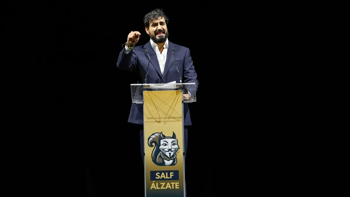 Alvise ofrece a PP y Vox renunciar al Senado si pactan listas conjuntas