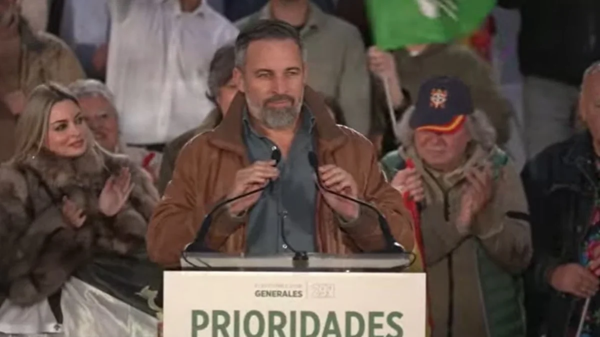 Abascal responsabiliza a Sánchez y «su milicia» de la violencia contra Vox en La Coruña